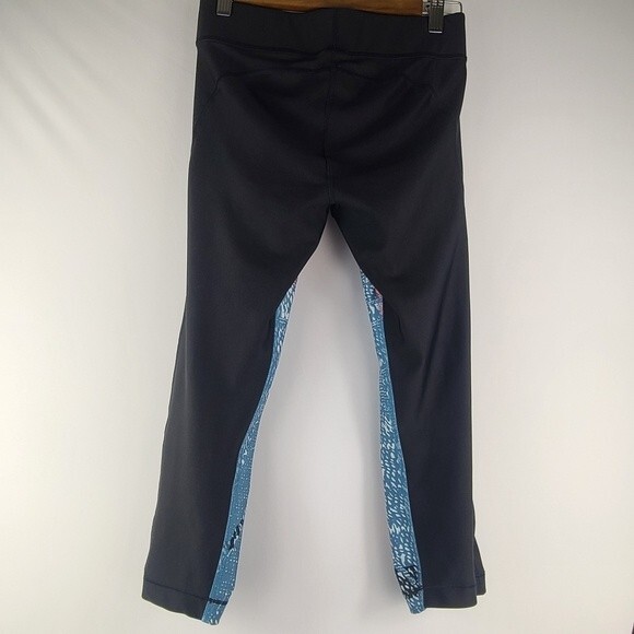 Under Armour Womens HeatGear Compression Capri Leggin Size Medium - Picture 8 of 15